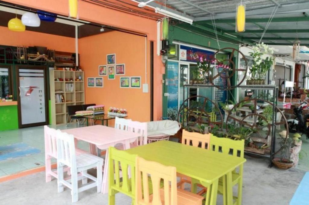 بيت شباب أوه واي أوه 586 فوكيت Phuket المظهر الخارجي الصورة