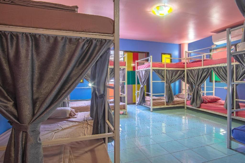 بيت شباب أوه واي أوه 586 فوكيت Phuket المظهر الخارجي الصورة